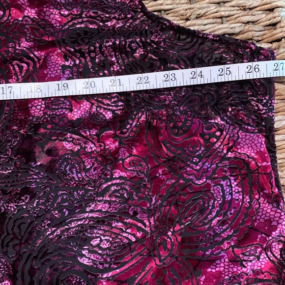 Tank Top Velvet Texture 2X - Picture 6 of 7